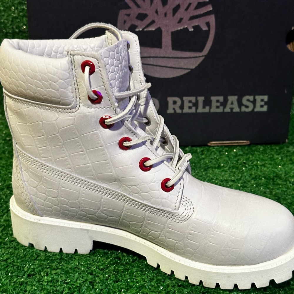 Timberland Limited Edition Leather Serpent